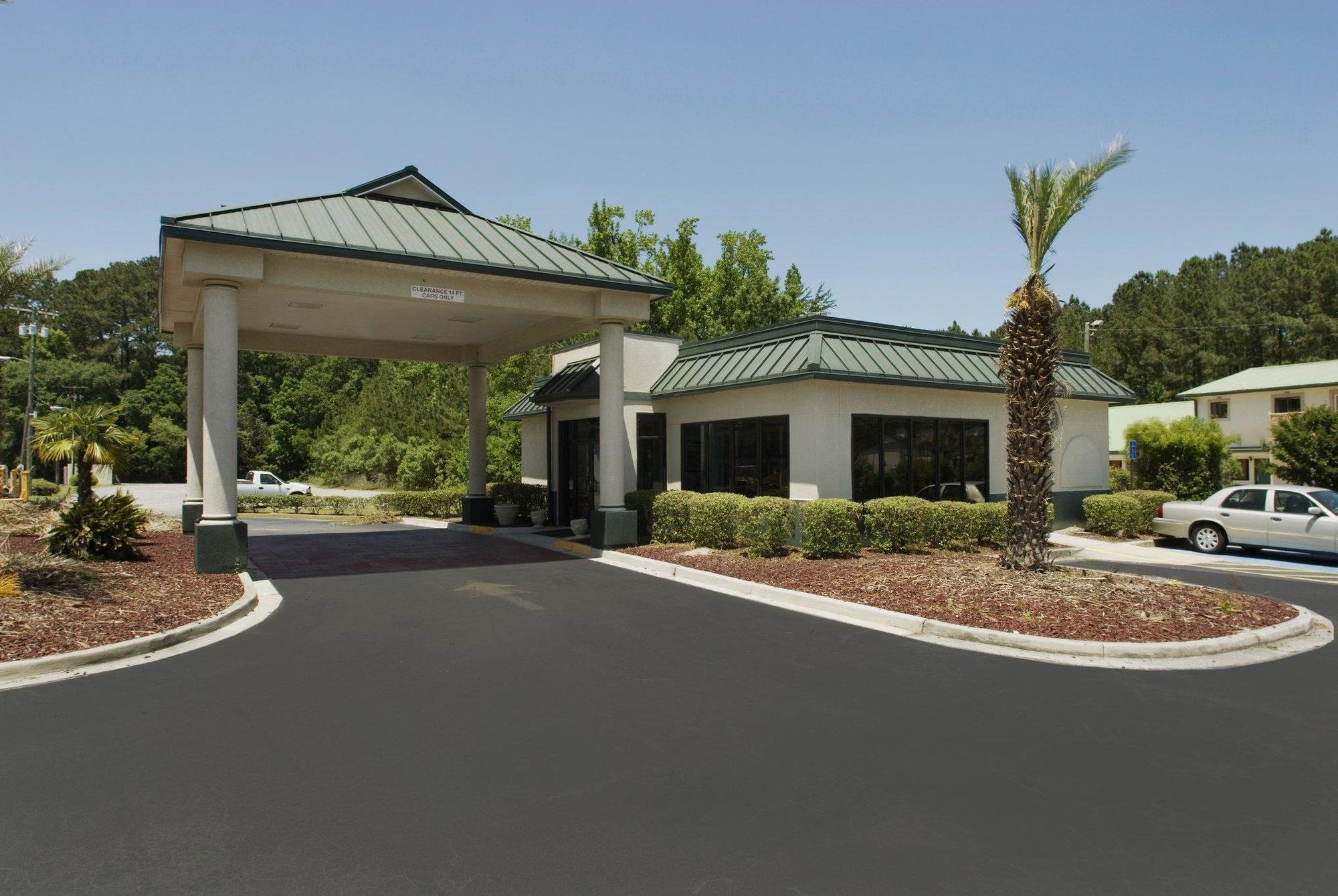 Days Inn By Wyndham Richmond Hill/Savannah Dış mekan fotoğraf