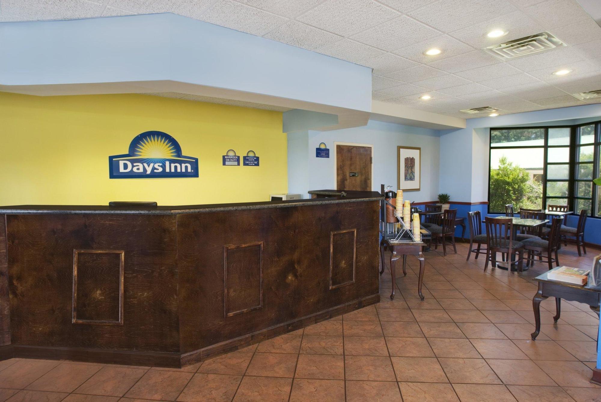 Days Inn By Wyndham Richmond Hill/Savannah Dış mekan fotoğraf