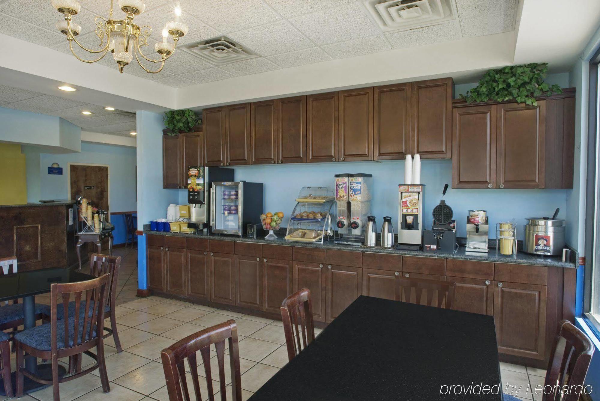 Days Inn By Wyndham Richmond Hill/Savannah Dış mekan fotoğraf