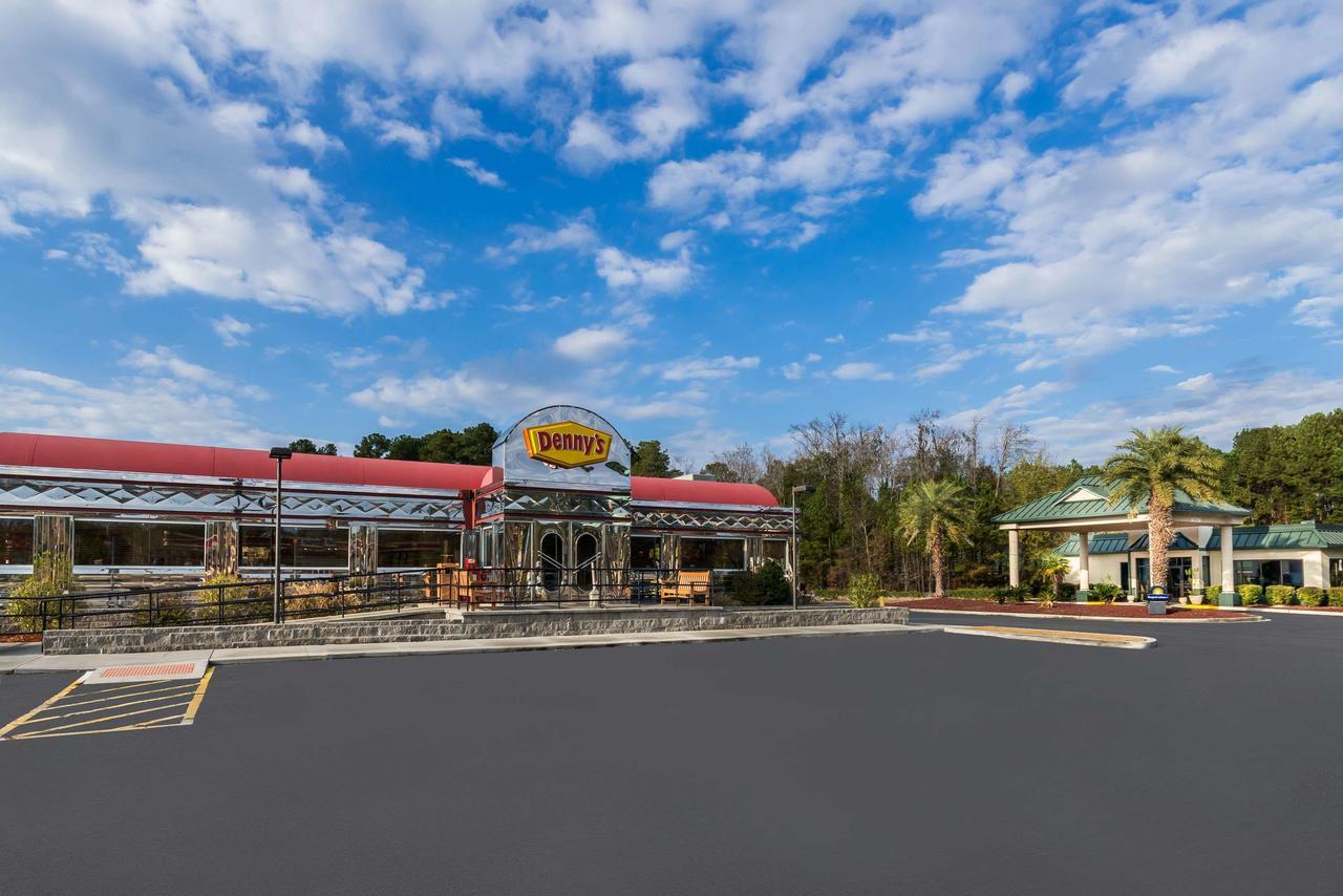 Days Inn By Wyndham Richmond Hill/Savannah Dış mekan fotoğraf
